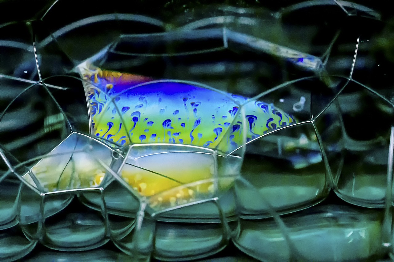 découvrez comment créer vos propres savons faits maison avec nos recettes diy simples et efficaces. apprenez les techniques, les ingrédients naturels et personnalisez vos créations pour un moment de détente et de plaisir.